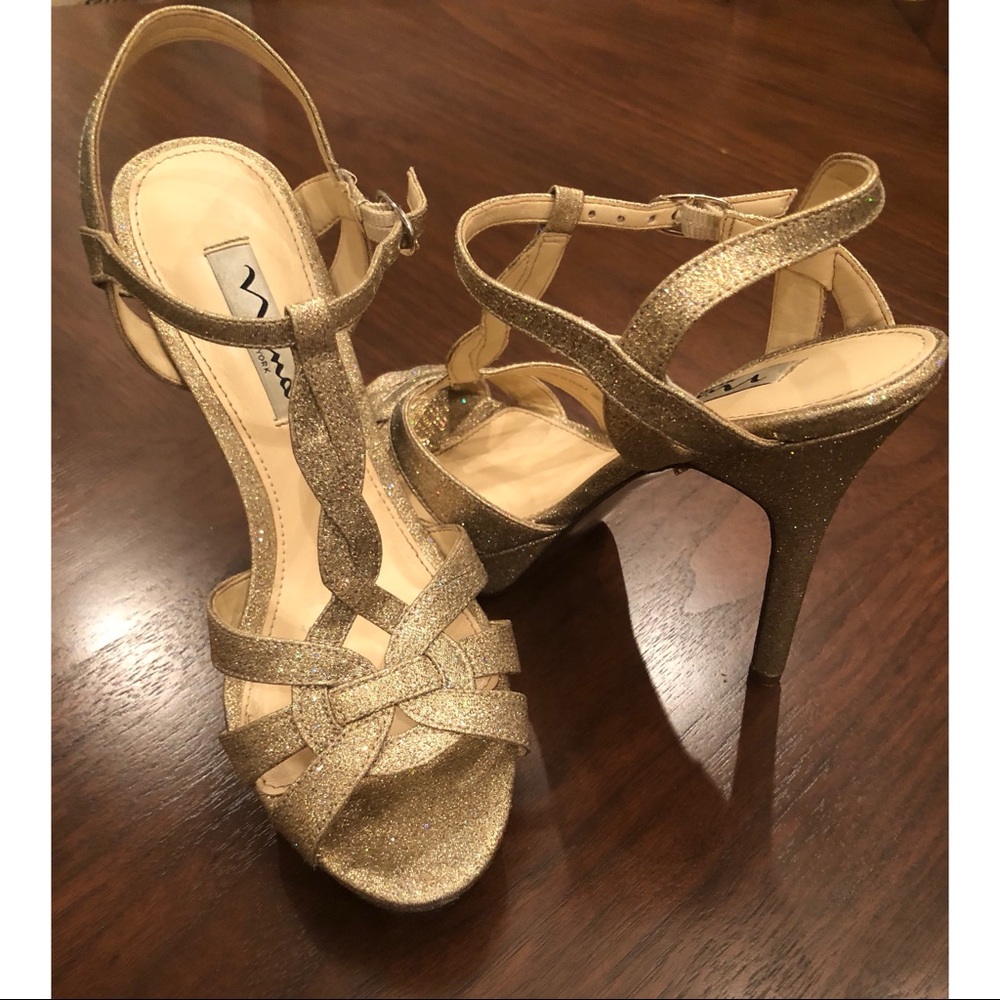 Nina Glittery Gold Platform Pumps
